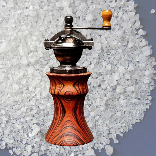 Pfeffermühlen, Pfeffermühle Cocobolo Bundle mit Sockel, Pfeffermühle und Salzmühle aus Olivenholz – Bundle, Pfeffermühle und Salzmühle aus Nussbaum – Bundle, Pfeffermühle RED DEVIL und Salzmühle – Bundle, Pfeffermühle aus Olivenholz, Rustikale Pfeffer- und Salzmühle aus Eiche, Pfeffer- und Salzmühle aus Eiche schwarz-weiss – Bundle, Pfeffermühle aus Oliven-Holz, Pfeffermühle aus Schwarznuss, Pfeffermühle und Salzmühle aus Olivenholz, Pfeffermühle Rezywood Pavone, Pfeffermühle Rezywo